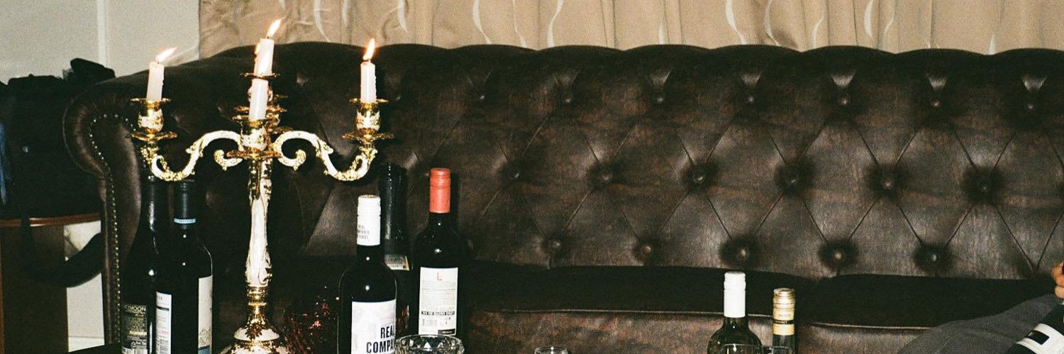 แม้ว banner