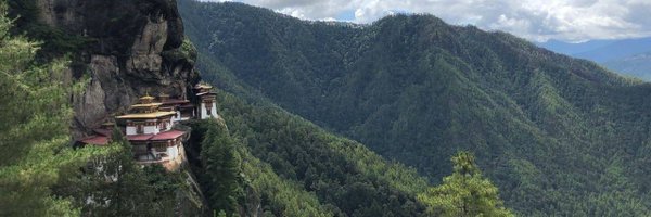 adarwis Profile Banner