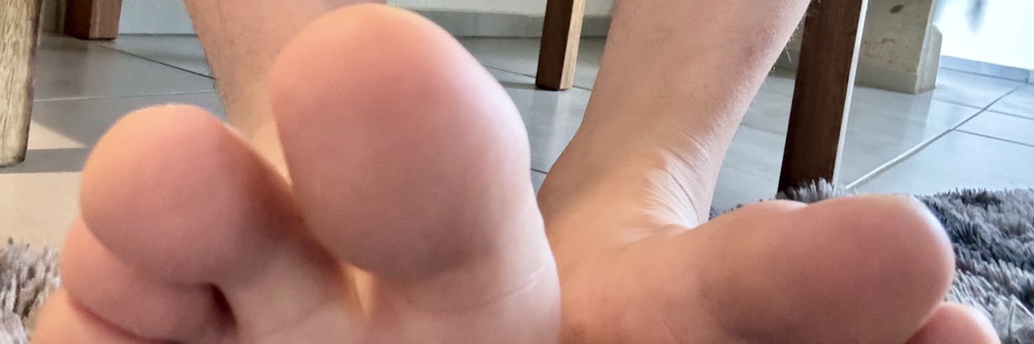 LatinBigFeet's profile banner image