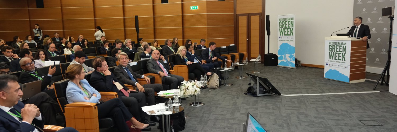 Almotaz Abadi banner