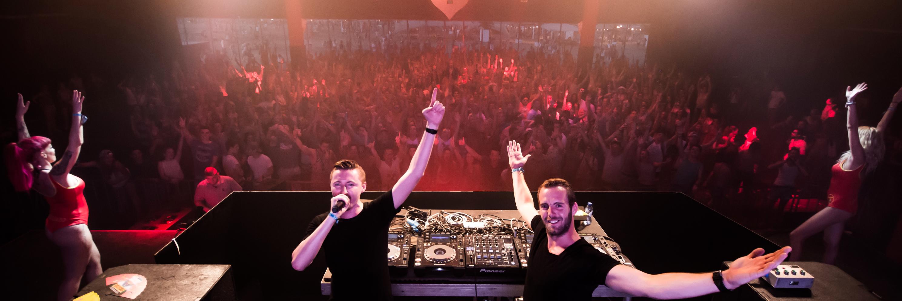 deveandmatizz's profile banner image