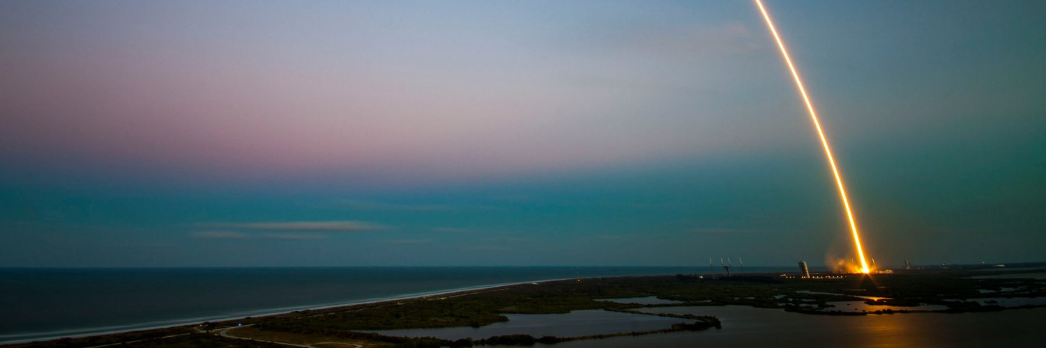 leonfranswa's profile banner image