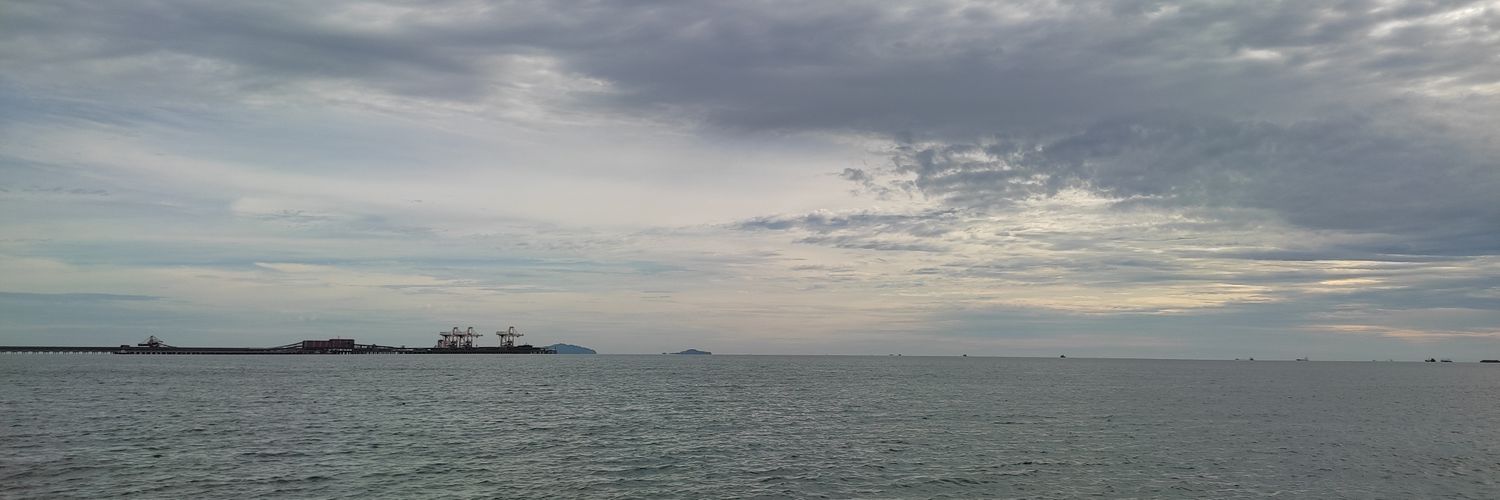 fikriiqmal's profile banner image