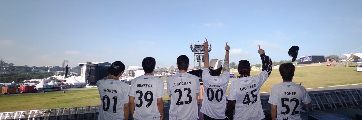 PraewaK's profile banner image