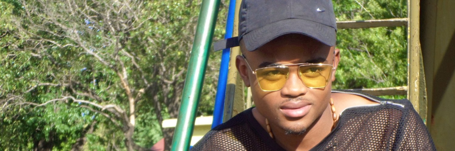 Tshiire_'s profile banner image