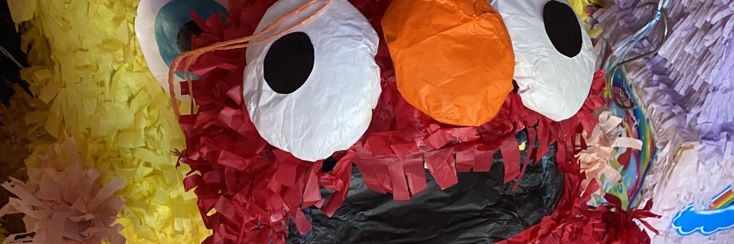 WeniHut's profile banner image