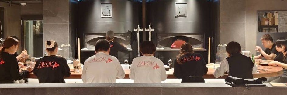 北のさん☃️ ひまわりの中の外の人 banner