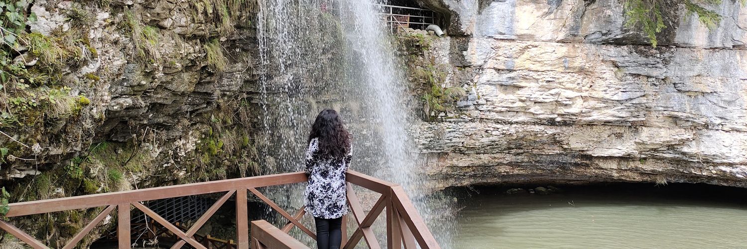 AmbreenKanwal1's profile banner image