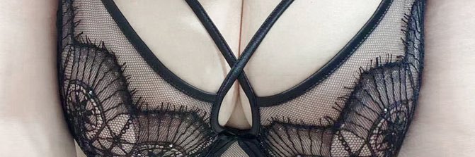 sofia@hotwife banner