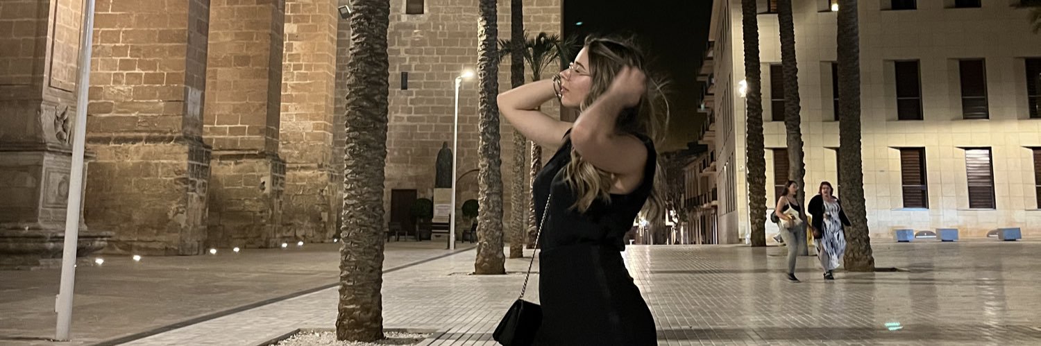 Abiyaa08's profile banner image
