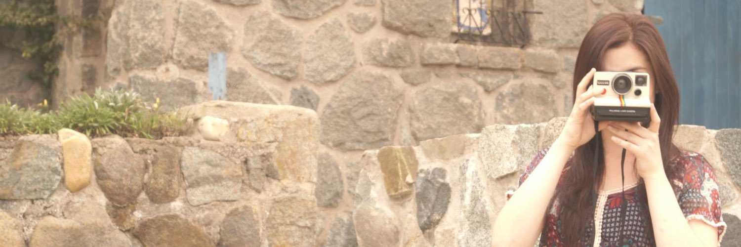 valereveco's profile banner image