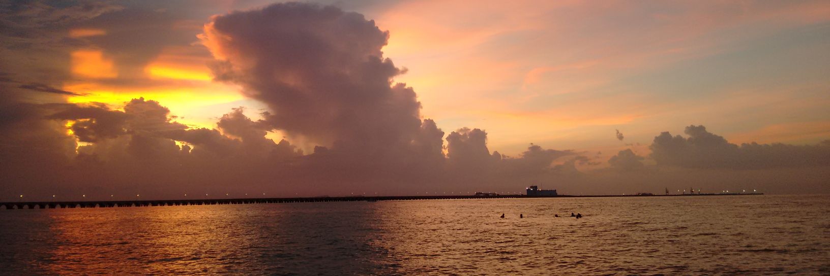 MaySanchezB's profile banner image