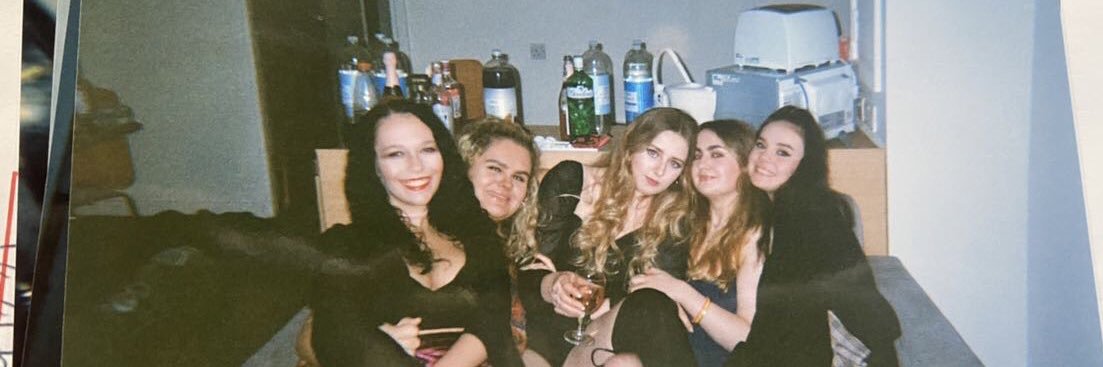 Chloe_Austin158's profile banner image