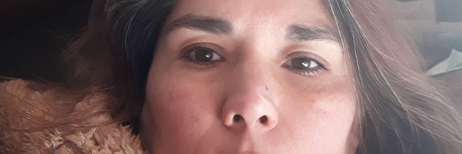 janiriveros's profile banner image
