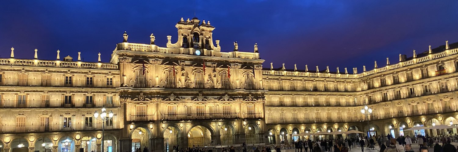 gusdomsan's profile banner image