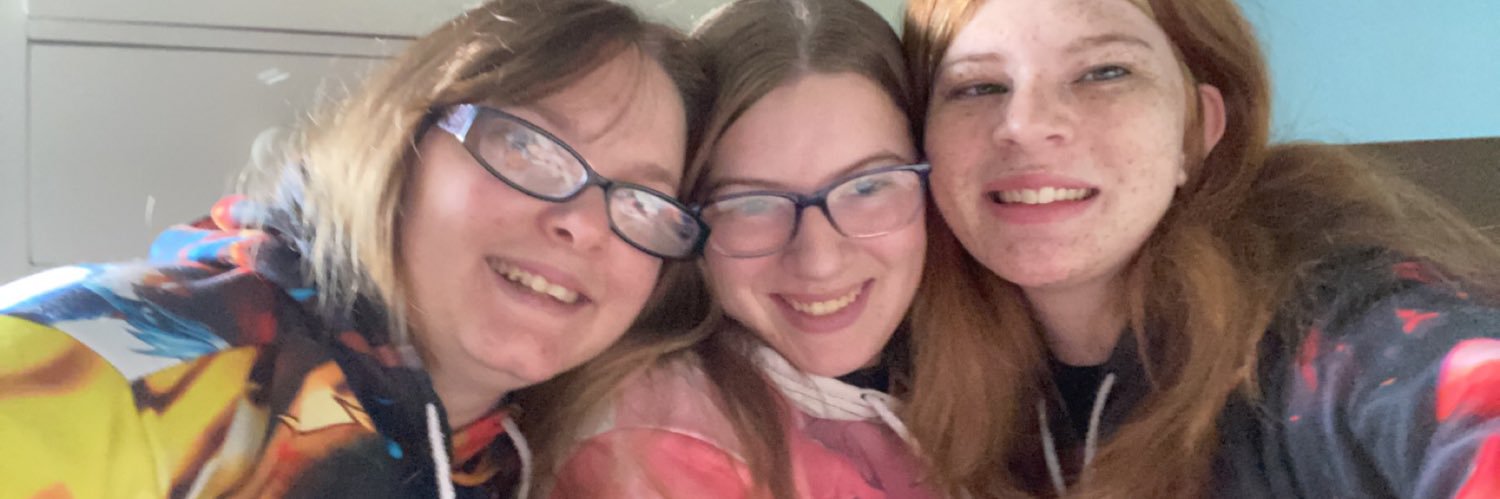 madyrose31's profile banner image