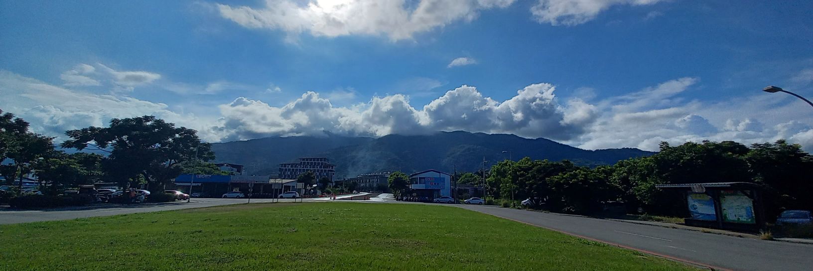文科師濕生 banner