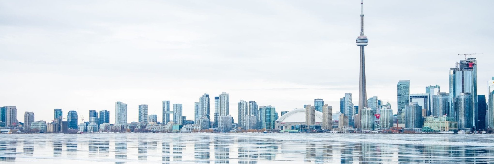 6 Degrees Radio banner