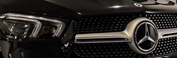 yizi banner