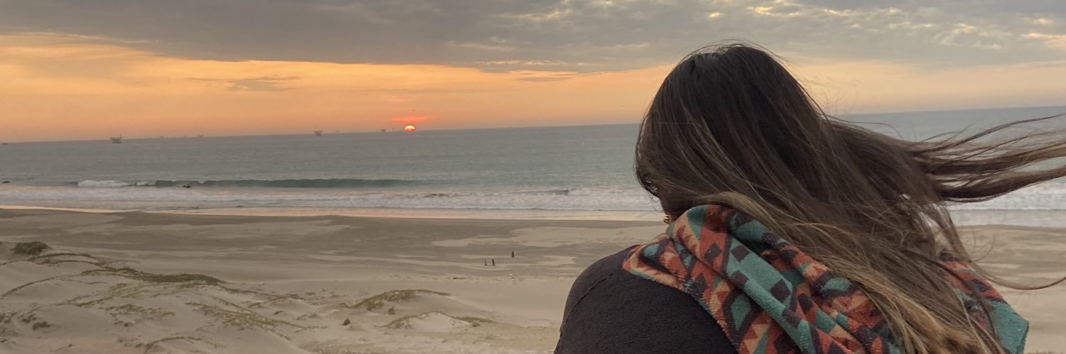 nadialess02's profile banner image
