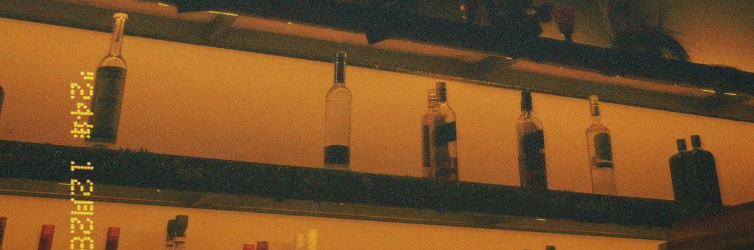 loreeena_m's profile banner image