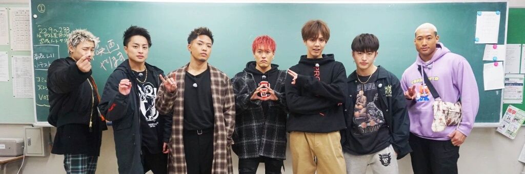 お塩(- _ -)ノﾟ॰ॱ banner