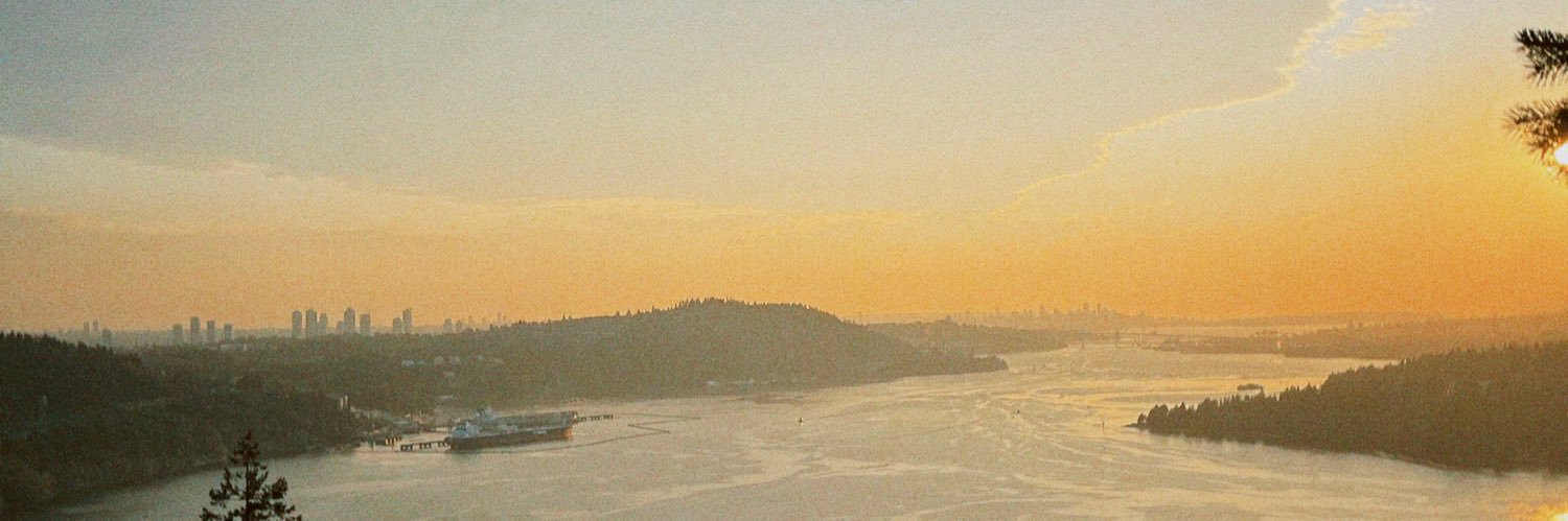 cmheesee's profile banner image