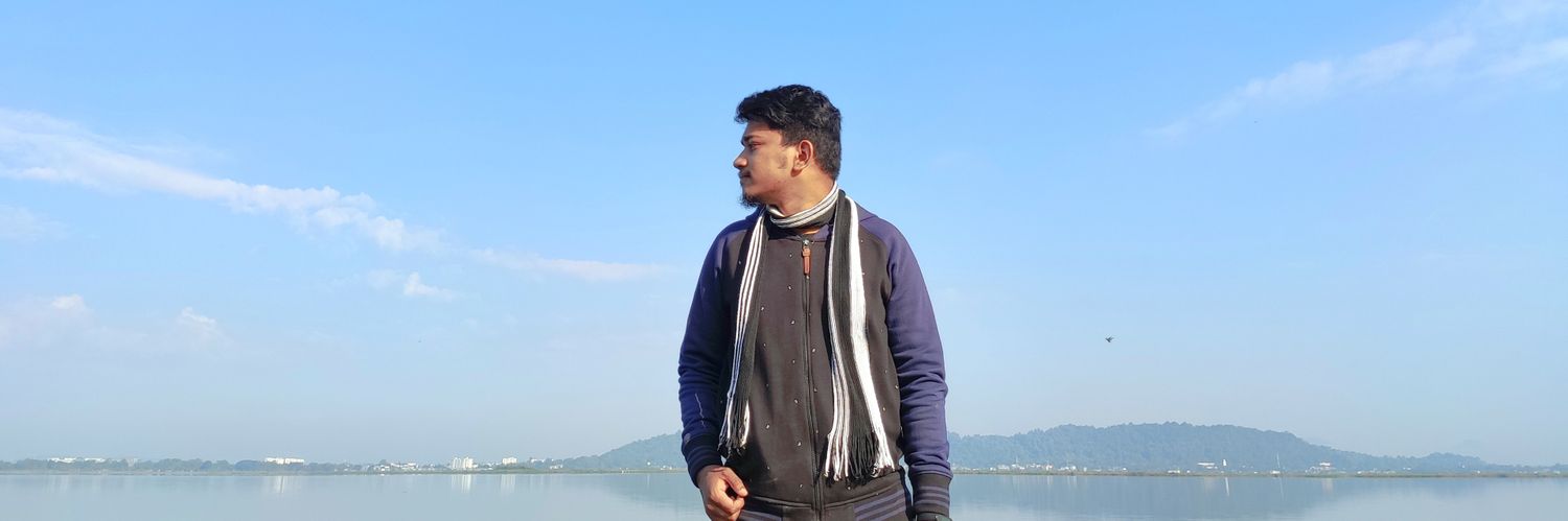 vargavkd's profile banner image
