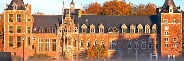 ZLouvaris Profile Banner