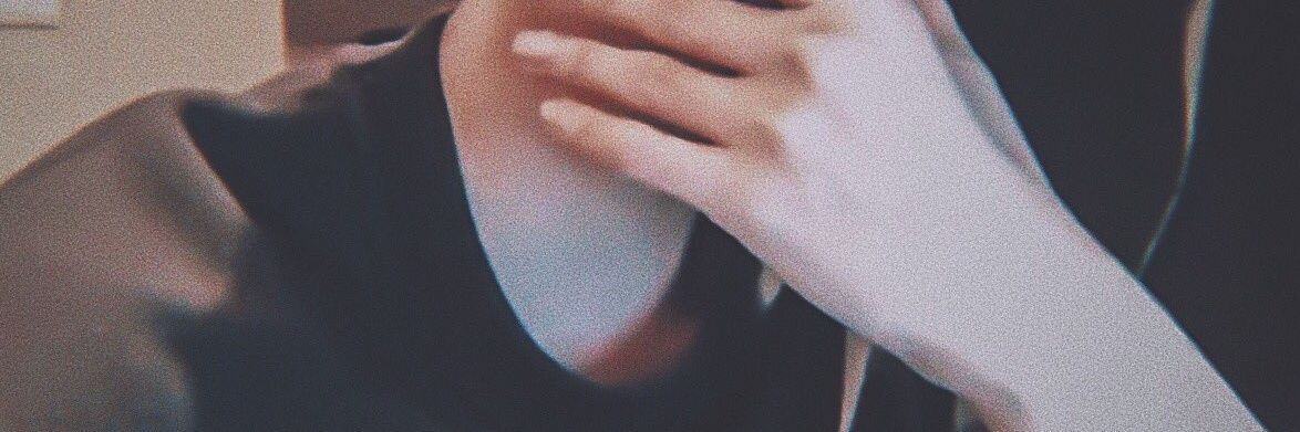 LY banner