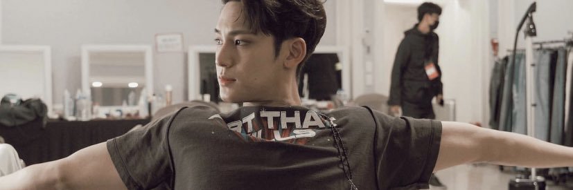 just_juels's profile banner image