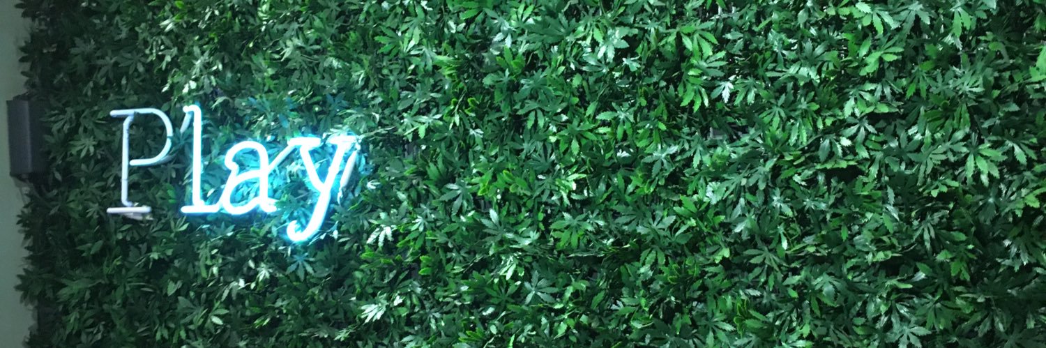 mussderler's profile banner image