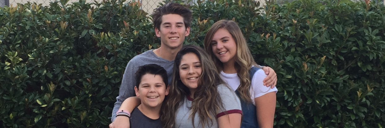 mommabridg's profile banner image