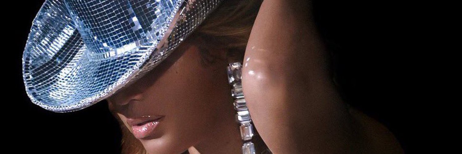 TS_BUNNY🫦🏳️‍⚧️ banner