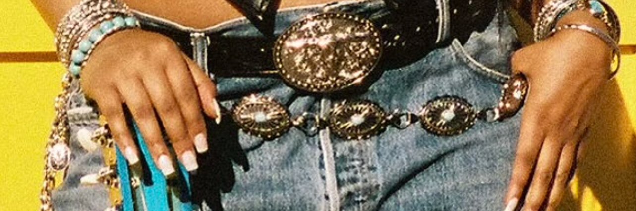 roseeeworldd's profile banner image