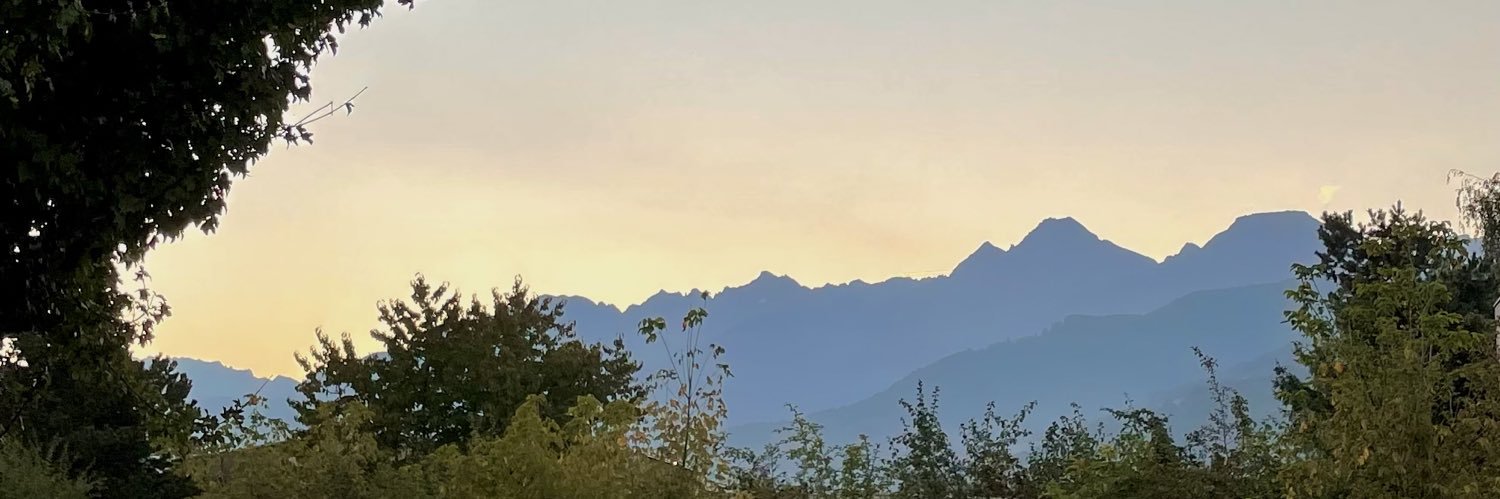 ignnej's profile banner image