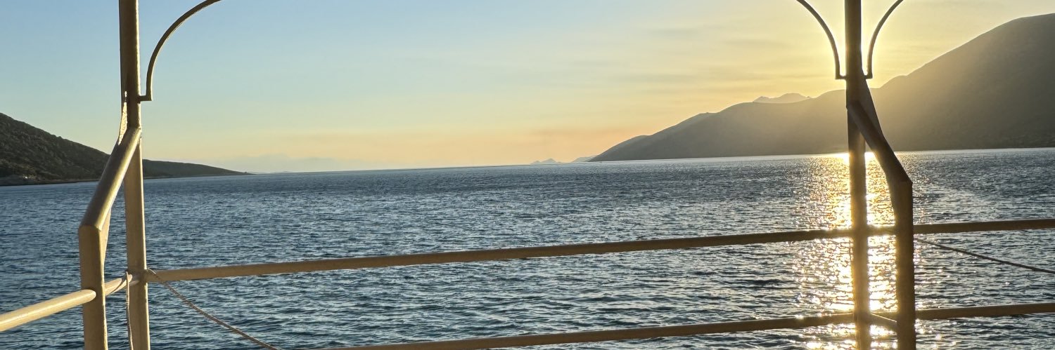 ioannamarav's profile banner image