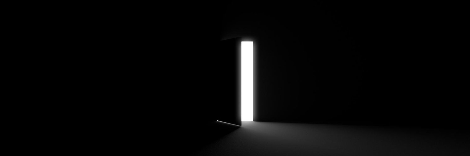 Ollie Staker⚡️ banner