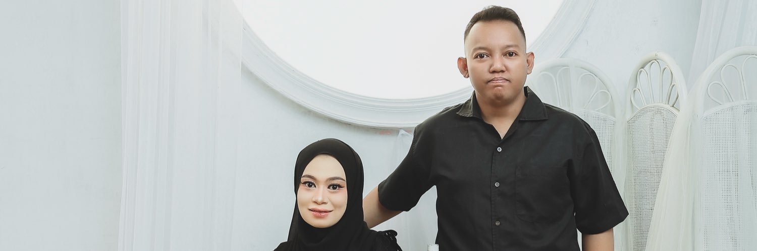 e_desii's profile banner image