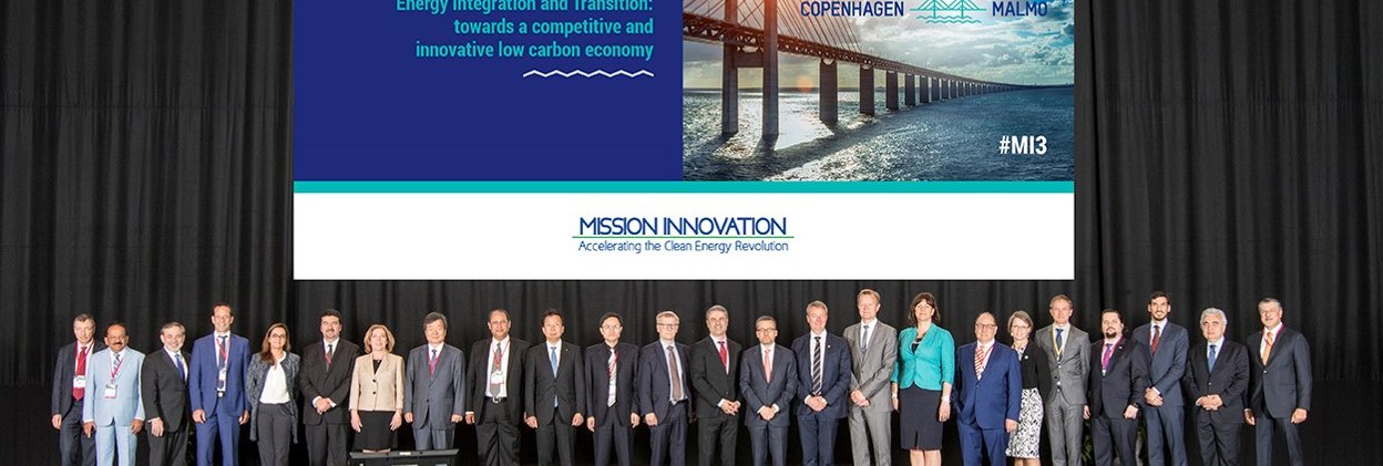 Frank Des Rosiers banner