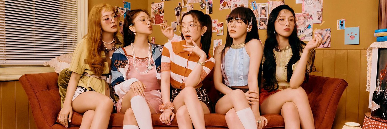 Red Velvet Schedule banner