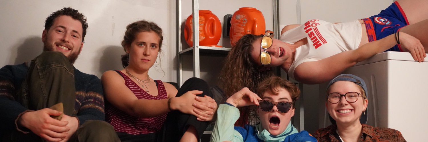 mom saidi needto make my handle less discoverable banner