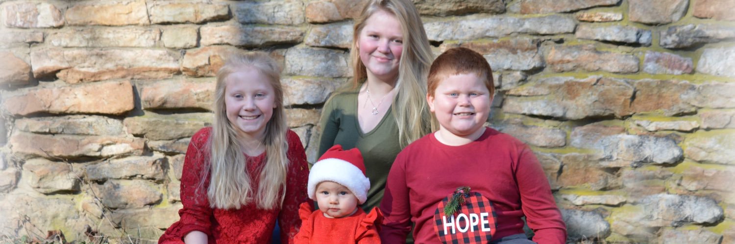 kyleeemma's profile banner image
