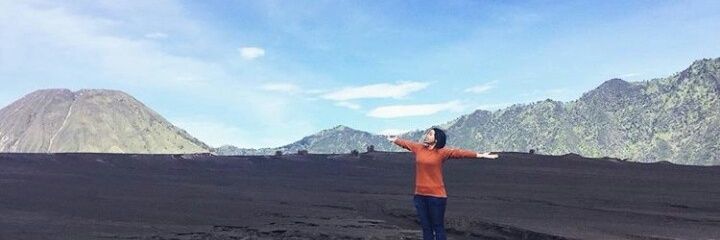 farida_irene's profile banner image