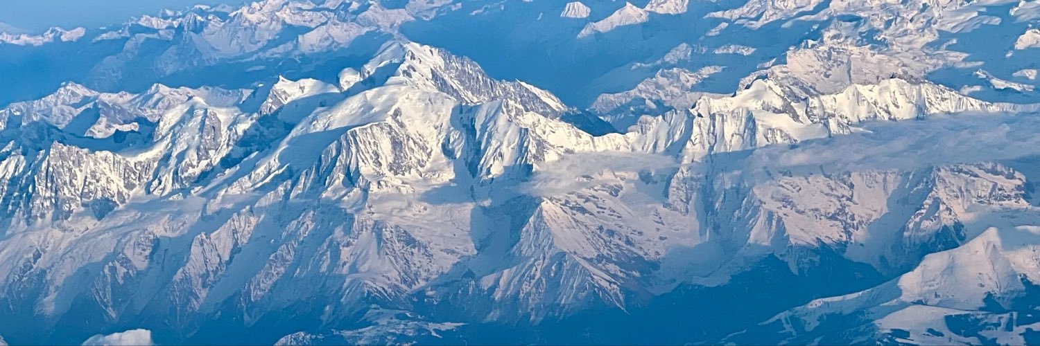 mruazc's profile banner image