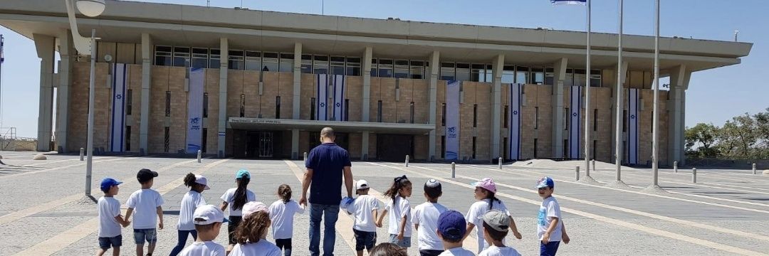 עמיחי אתאלי's banner