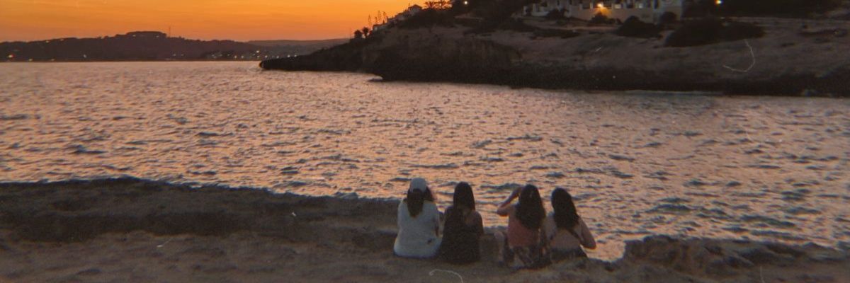 Juliaaaa25's profile banner image