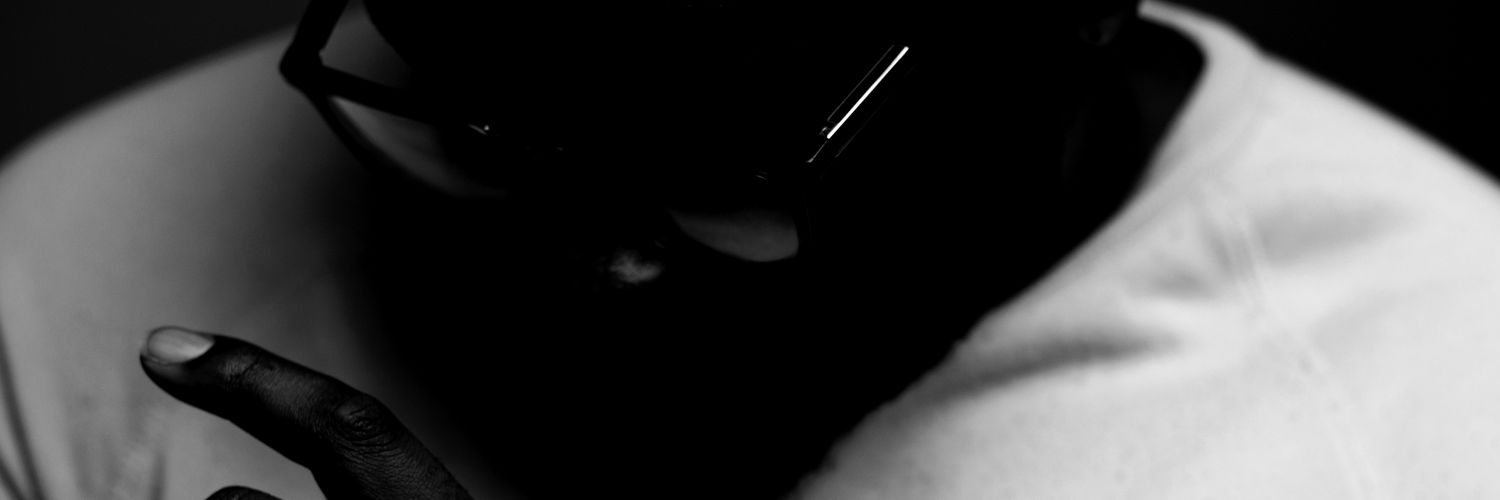 Layback THOUGHT banner