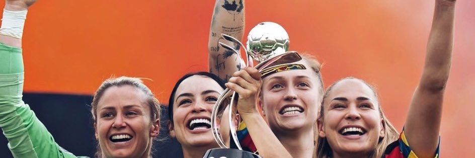Cinthyaaaa12's profile banner image