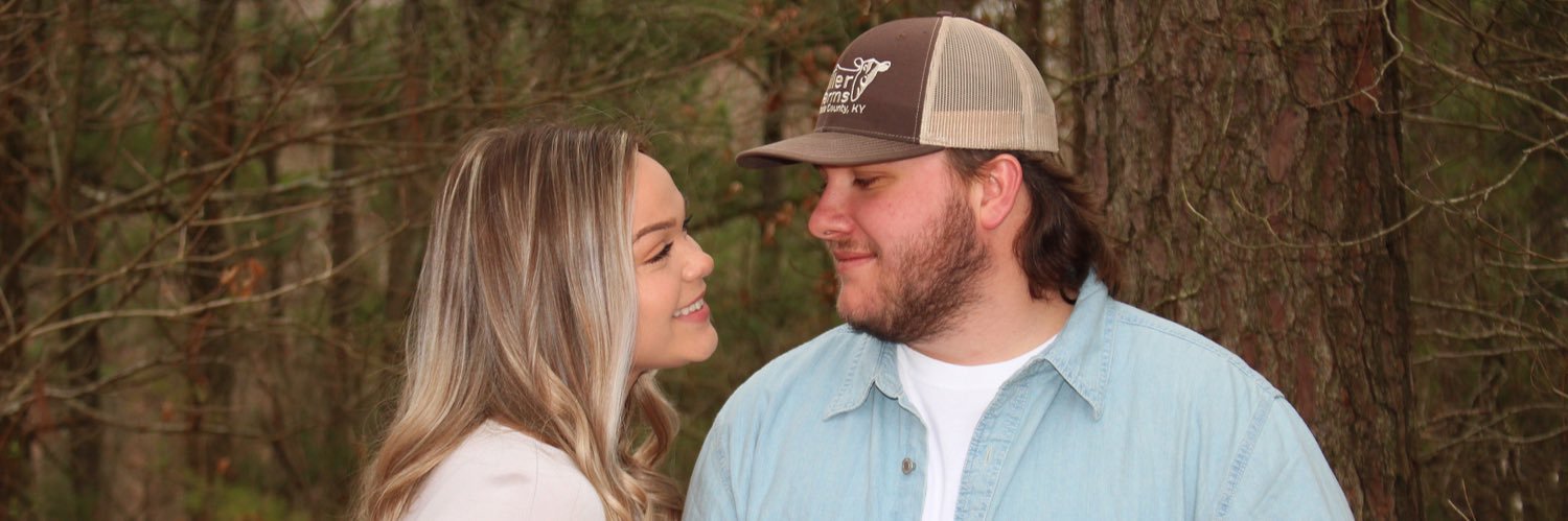 avery_morris22's profile banner image